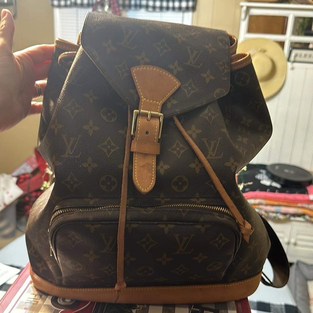 Beauties I just got today!!!! Louis Vuitton vintage